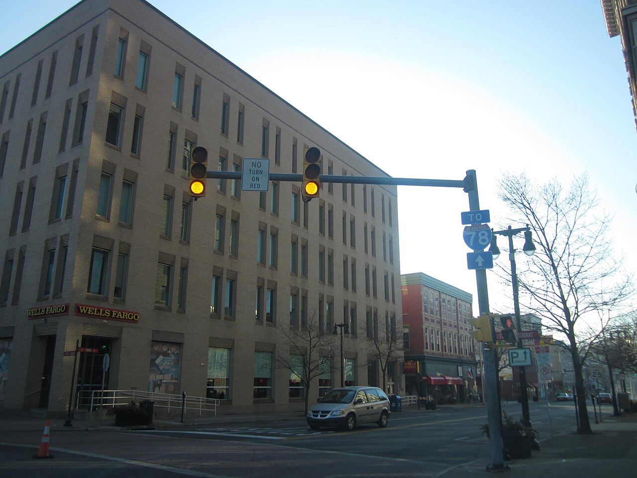 Easton, PA